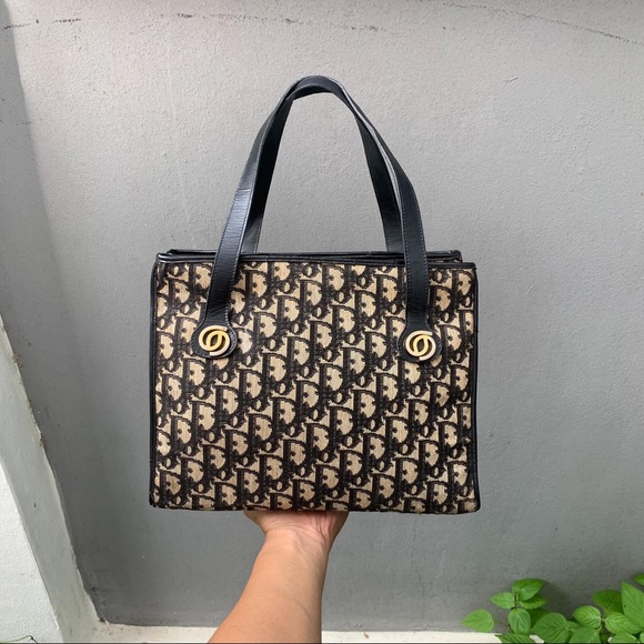Dior Handbags - 💙 Vintage Christian Dior Bag 💙